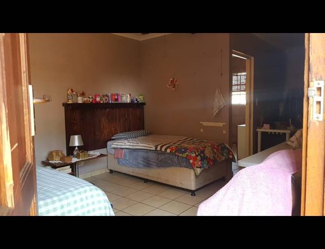 1M² BED & BREAKFAST FOR SALE IN WATERFALL